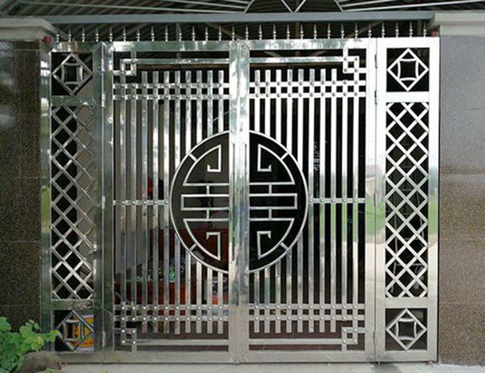 Mẫu cổng inox mạnh mẽ